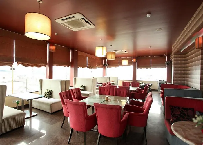 Hotel Green Capital 2*