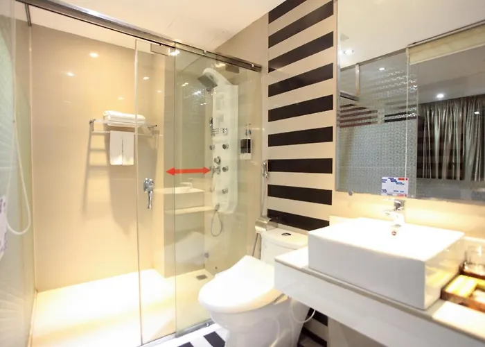 Hotel Green Capital 2*