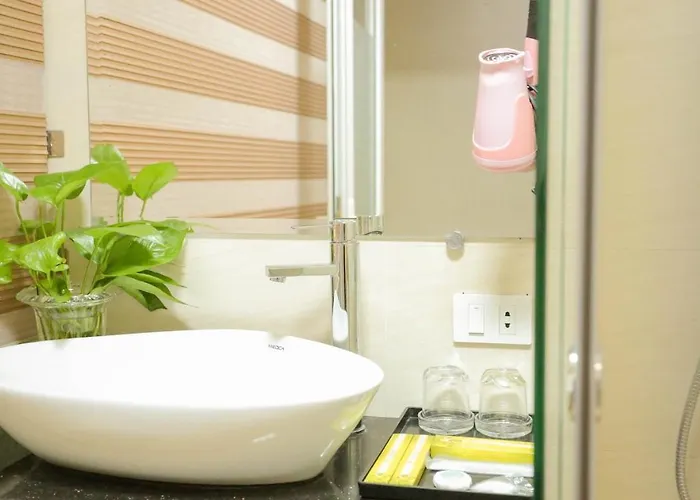 Green Capital Hotel 2*