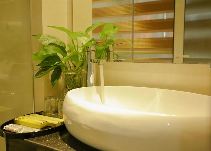 Hotel Green Capital 2*
